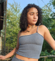 Haut en maille asymétrique bleu cendré