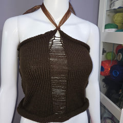 🎀 Haut en tricot asymétrique à col licou et haut déchiré