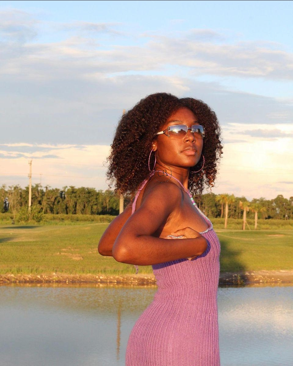 Mini-robe moulante en tricot