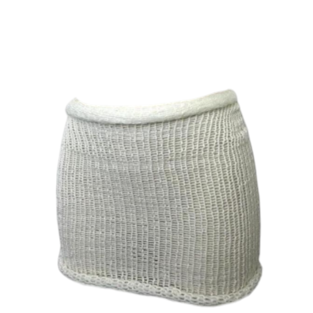 Ensembles de TOPS et de mini-tricots asymétriques à nouer au milieu.