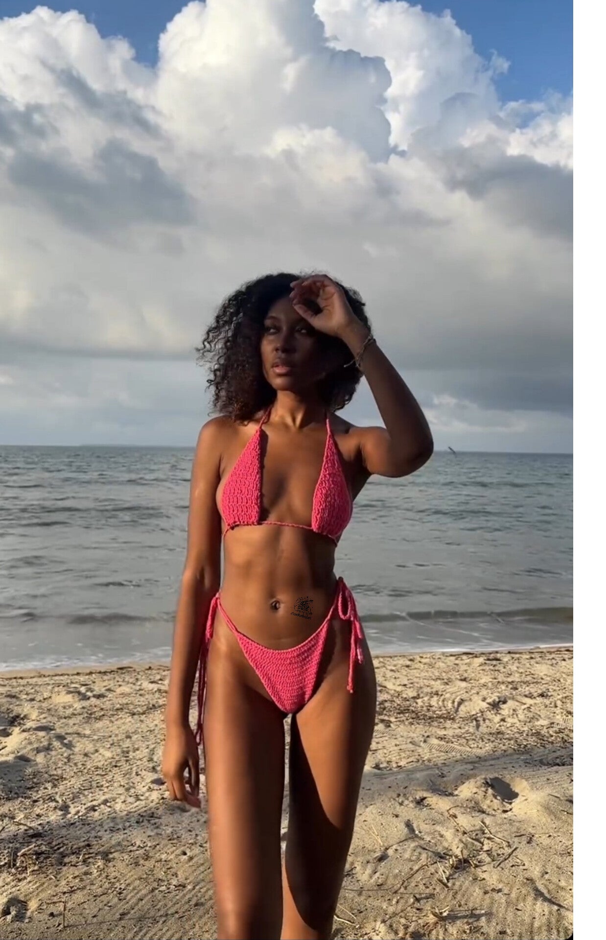 Bikini au crochet sauce rose