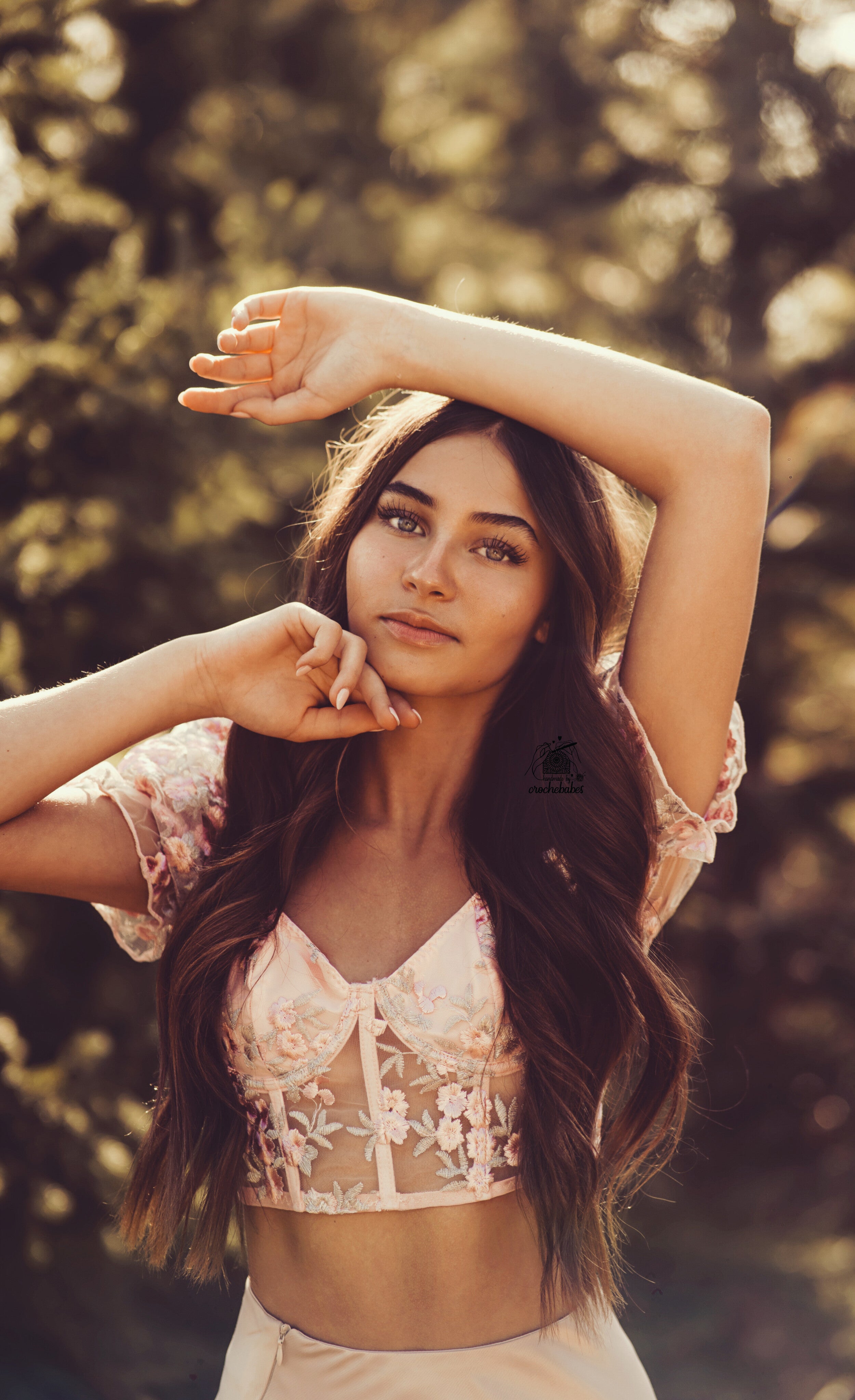Haut corset à broderie florale