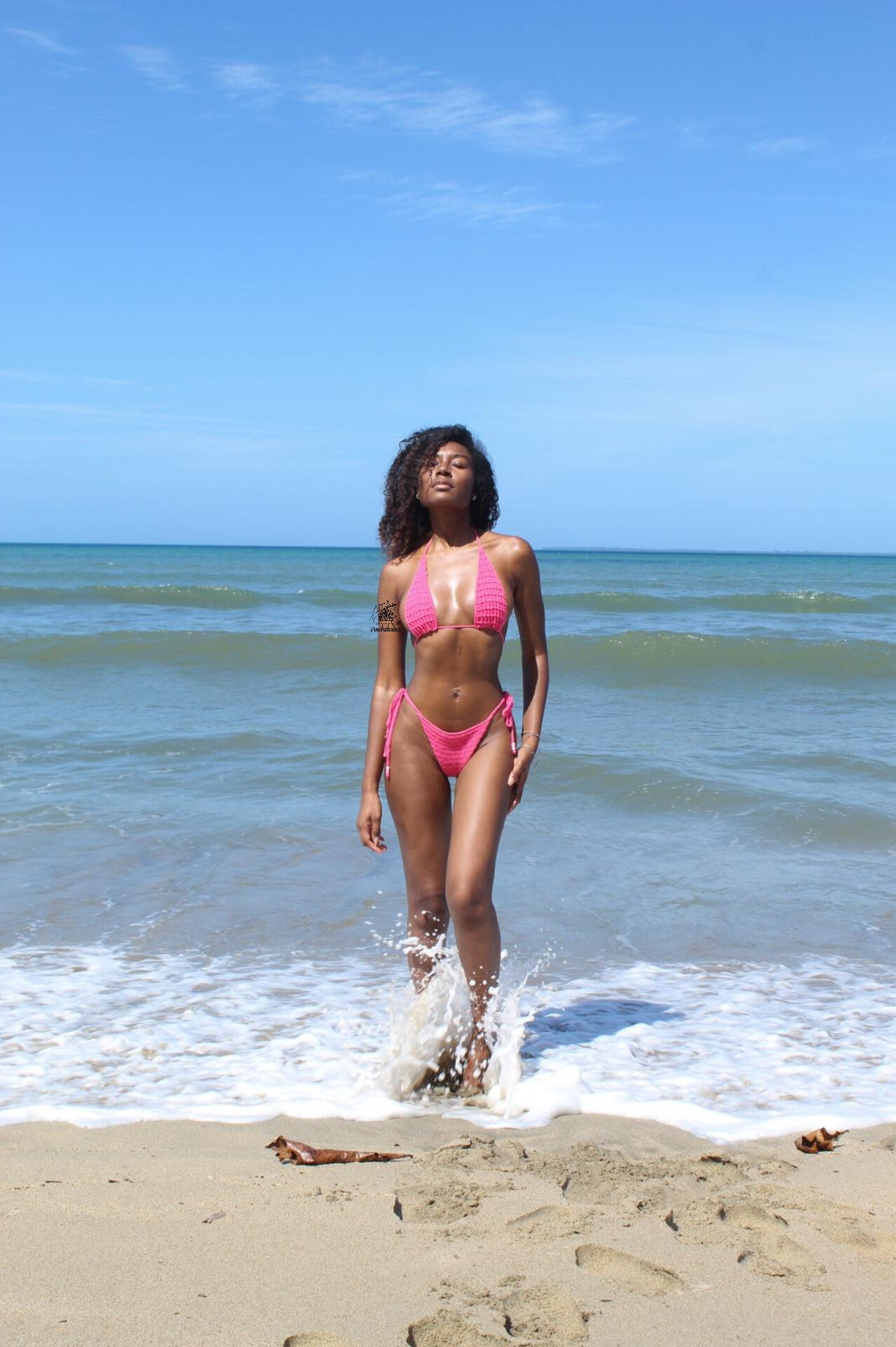 Bikini au crochet sauce rose