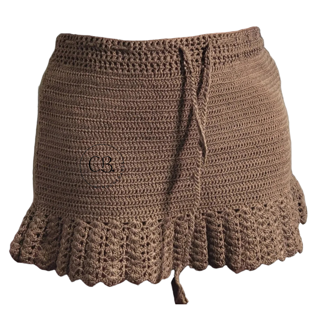Mini jupe au crochet (sur mesure sera réalisée en 1 à 6 semaines)